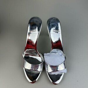 Jeffrey Campbell Ce Soire Mule in Silver Mirror